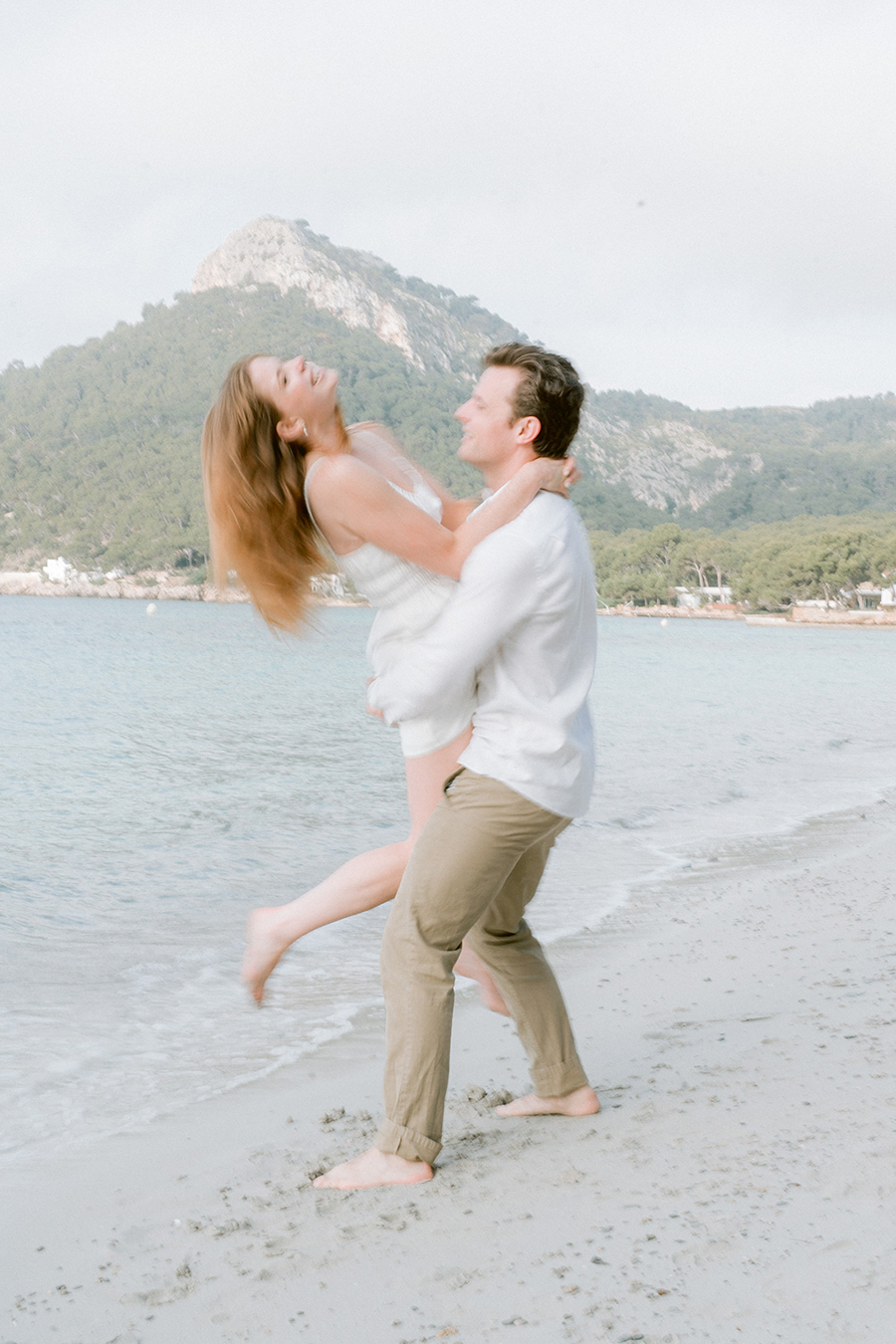 POST_ENGAGE_Megan_&_Jake (3)